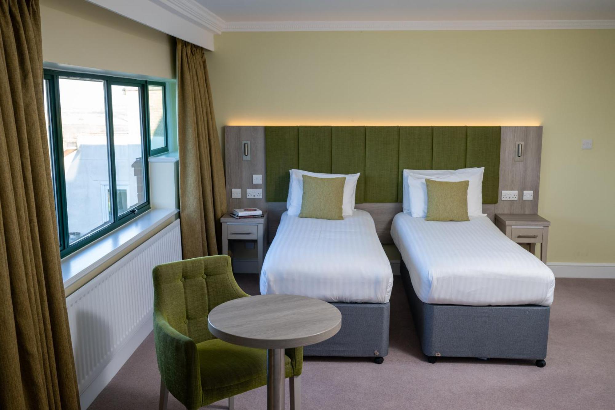 Hellidon Lakes Hotel Daventry Eksteriør billede
