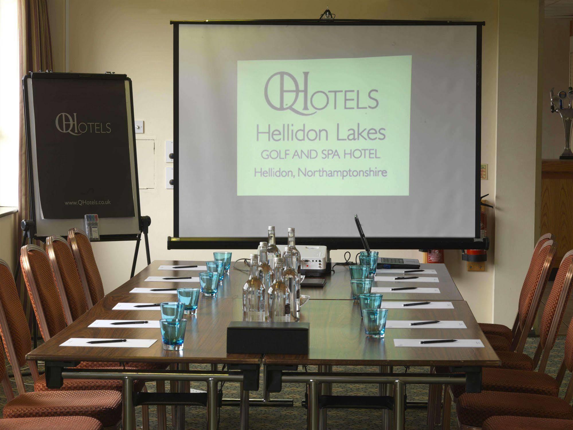 Hellidon Lakes Hotel Daventry Eksteriør billede